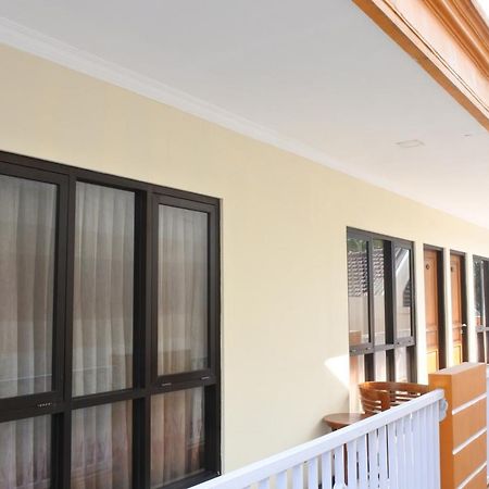 Morse Guest House Маланг Екстериор снимка