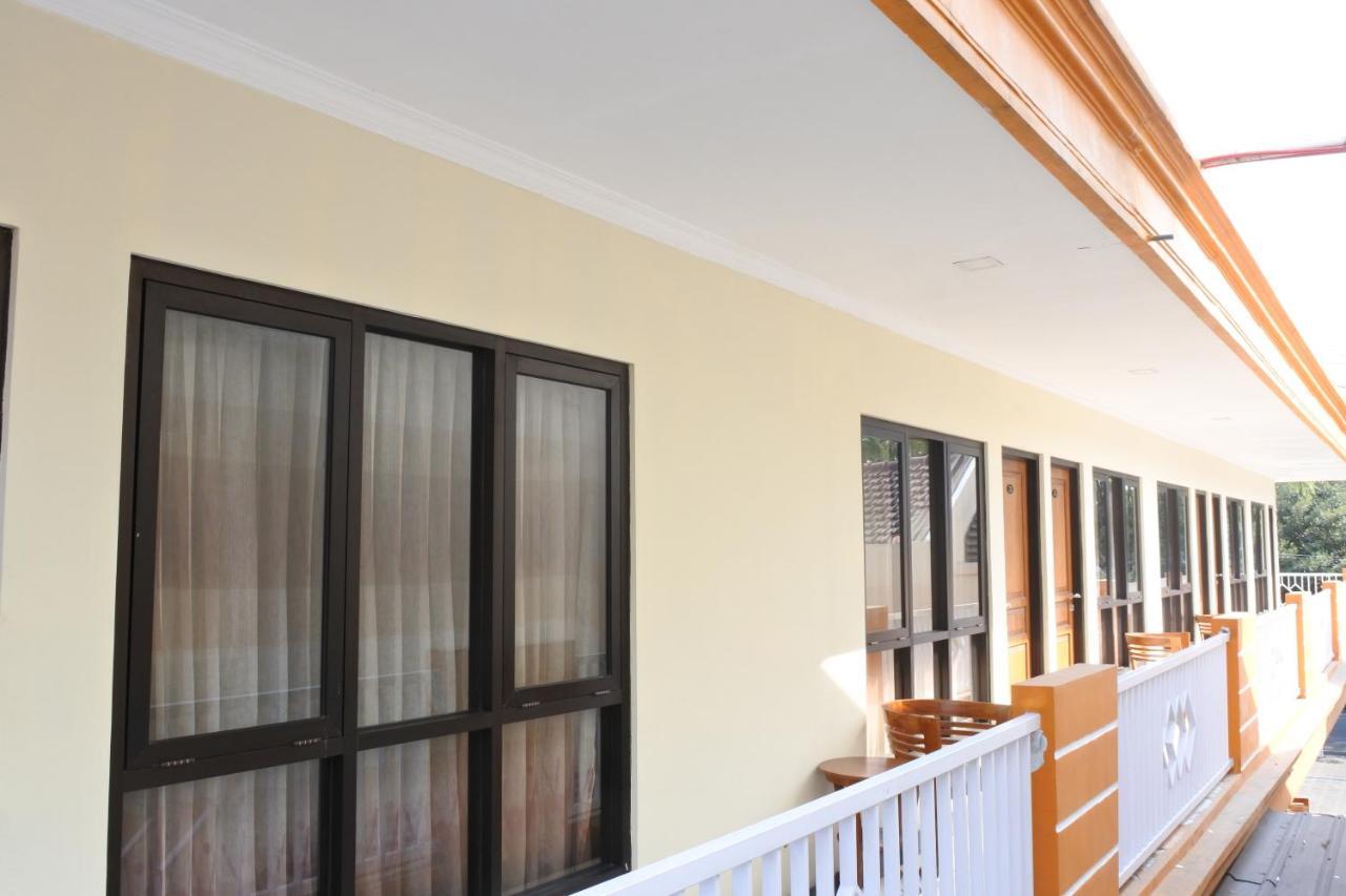 Morse Guest House Маланг Екстериор снимка