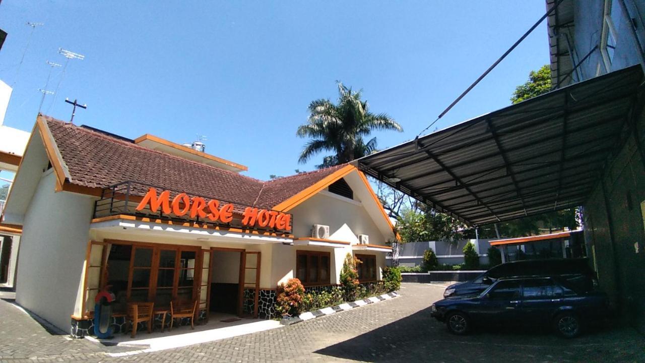 Morse Guest House Маланг Екстериор снимка